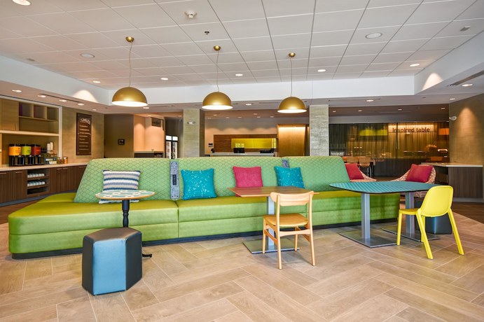 Imagen de los interiores del Hotel Home2 Suites by Hilton Walpole Foxboro. Foto 19