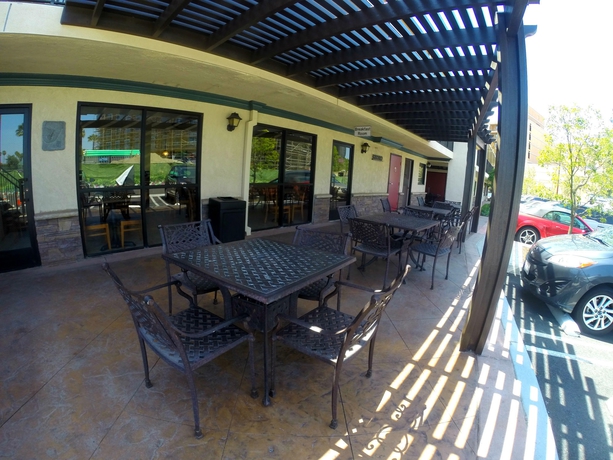 Imagen de los exteriores del Hotel Home2suites By Hilton Anaheim Resort. Foto 11