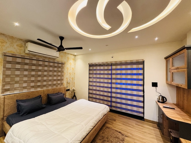 Imagen de la habitación del Hotel HomeEscape Luxe 2BHK Penthouse Near LIG. Foto 6