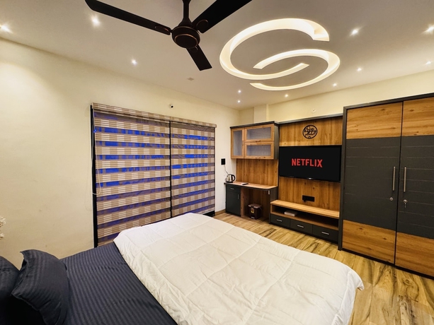 Imagen de la habitación del Hotel HomeEscape Luxe 2BHK Penthouse Near LIG. Foto 12