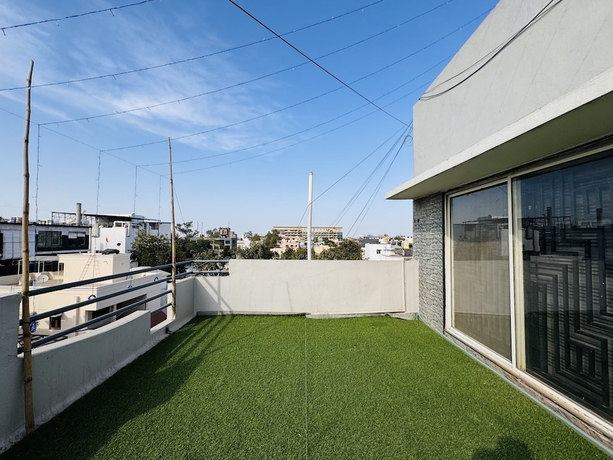 Imagen general del Hotel HomeEscape Luxe 2BHK Penthouse Near LIG. Foto 2