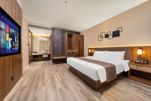 Imagen de la habitación del Hotel HomeInn Selection Harbin Central Street Sophia Church. Foto 17