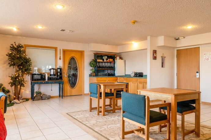 Imagen general del Hotel HomeTown Inn By OYO Texhoma, OK. Foto 7