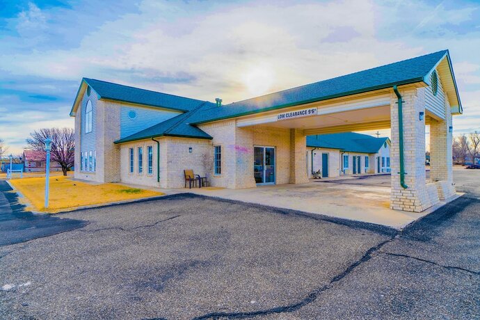 Imagen general del Hotel HomeTown Inn By OYO Texhoma, OK. Foto 9