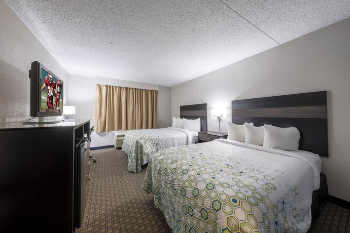 Imagen de la habitación del Hotel HomeTown Inn by Red Roof East Syracuse. Foto 3