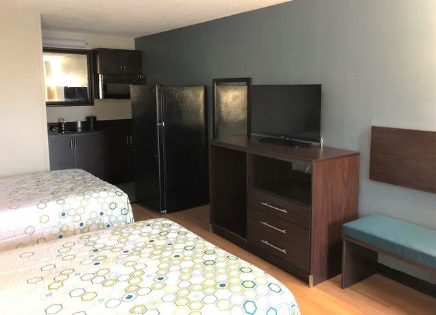Imagen de la habitación del Hotel HomeTowne Studios By Red Roof Augusta. Foto 4