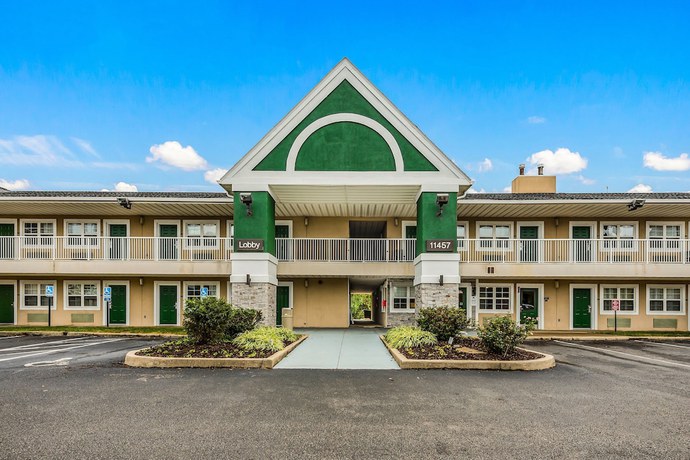 Imagen general del Hotel HomeTowne Studios By Red Roof Cincinnati - Sharonville. Foto 8
