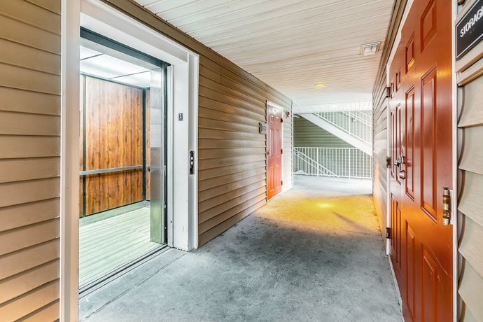 Imagen general del Hotel HomeTowne Studios By Red Roof Gainesville, GA. Foto 2