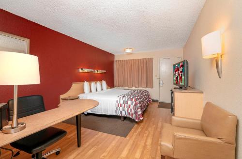 Imagen general del Hotel HomeTowne Studios By Red Roof Mystic - New London. Foto 6