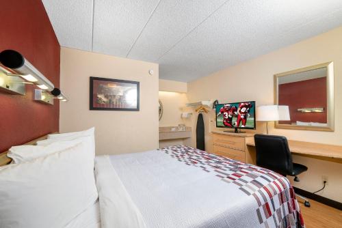 Imagen general del Hotel HomeTowne Studios By Red Roof Mystic - New London. Foto 13