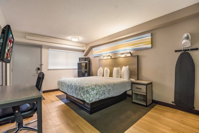 Imagen de la habitación del Hotel HomeTowne Studios By Red Roof Princeton &ndash; Ewing/ Lawrenceville. Foto 15