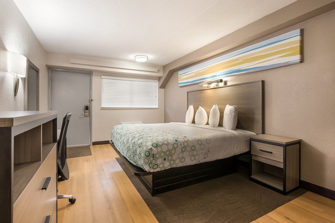 Imagen de la habitación del Hotel HomeTowne Studios By Red Roof Princeton &ndash; Ewing/ Lawrenceville. Foto 17