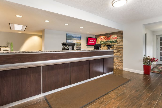 Imagen de los interiores del Hotel HomeTowne Studios By Red Roof Princeton &ndash; Ewing/ Lawrenceville. Foto 20