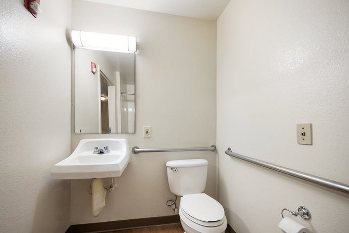 Imagen de la habitación del Hotel HomeTowne Studios By Red Roof Seattle - Kent/ Des Moines. Foto 7