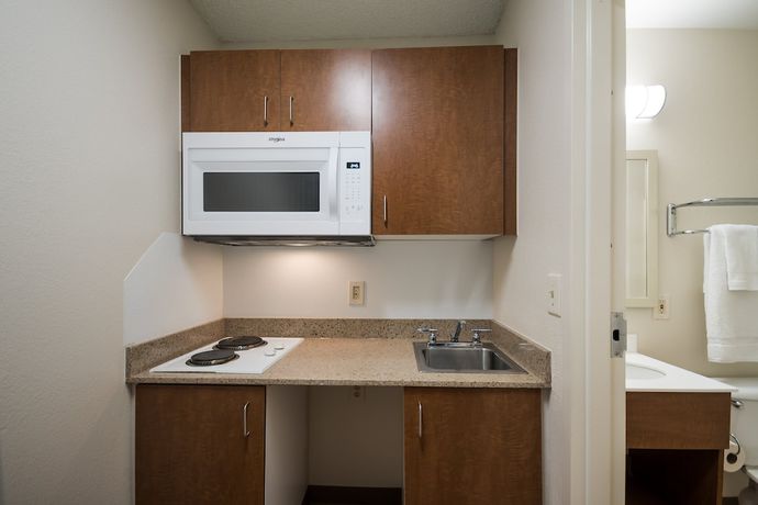 Imagen de la habitación del Hotel HomeTowne Studios By Red Roof Seattle - Kent/ Des Moines. Foto 12