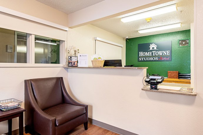 Imagen de los interiores del Hotel HomeTowne Studios Tacoma - Puyallup. Foto 17