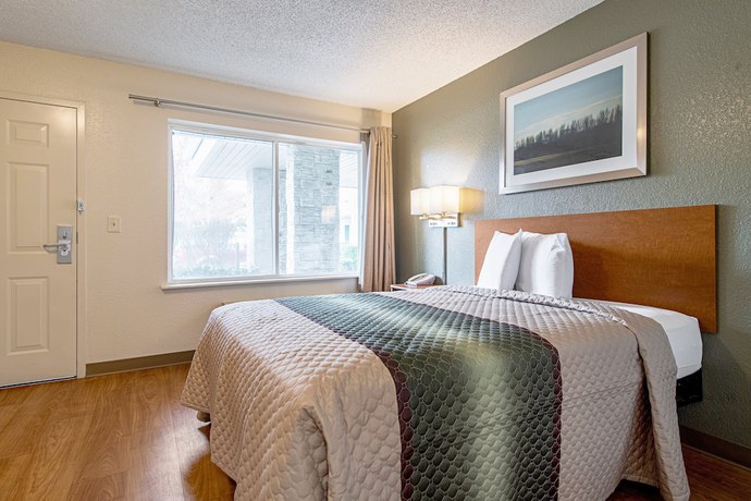Imagen de la habitación del Hotel HomeTowne Studios Tacoma - Puyallup. Foto 7
