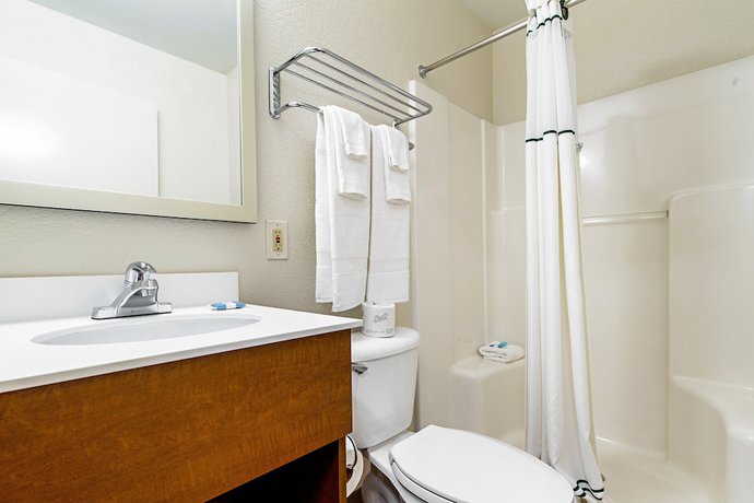 Imagen de la habitación del Hotel HomeTowne Studios Tacoma - Puyallup. Foto 15