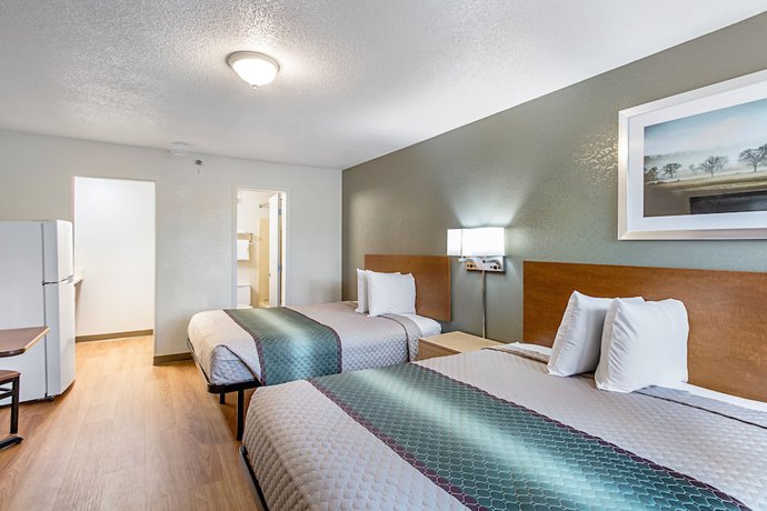 Imagen de la habitación del Hotel HomeTowne Studios by Red Roof Atlanta - Lawrenceville. Foto 12