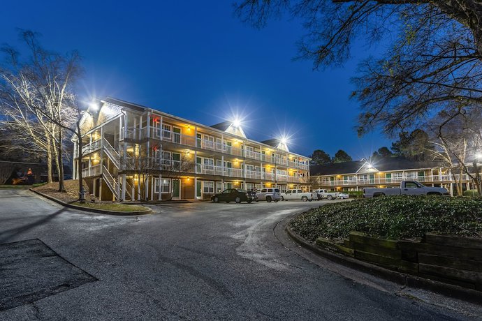 Imagen general del Hotel HomeTowne Studios by Red Roof Atlanta NE - Downtown Norcross. Foto 4