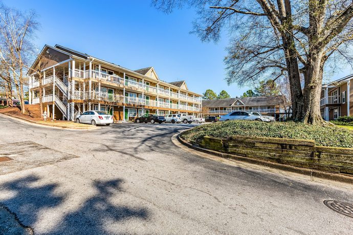 Imagen general del Hotel HomeTowne Studios by Red Roof Atlanta NE - Downtown Norcross. Foto 6