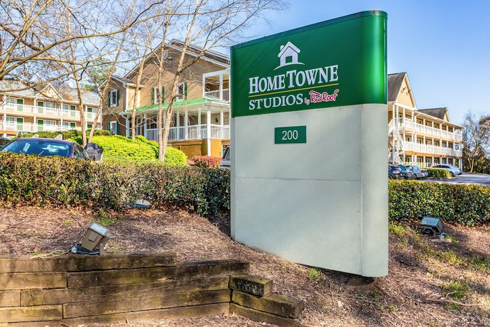 Imagen general del Hotel HomeTowne Studios by Red Roof Atlanta NE - Downtown Norcross. Foto 7
