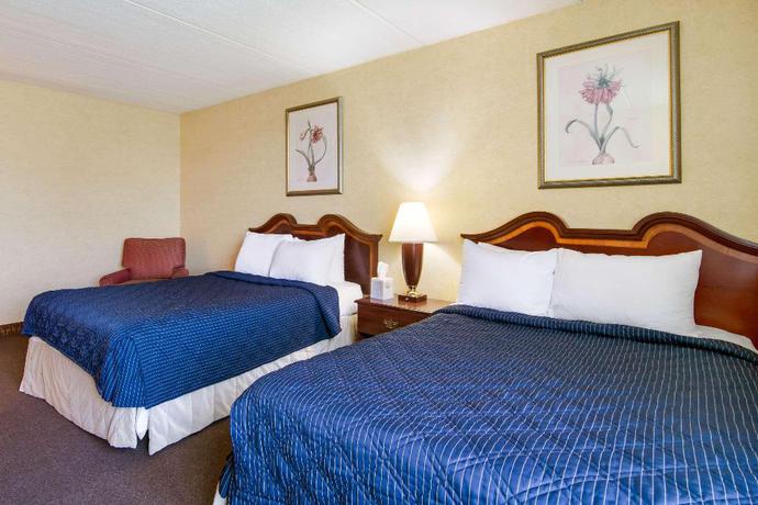 Imagen de la habitación del Hotel HomeTowne Studios by Red Roof Chicago - N Aurora-Naperville. Foto 4