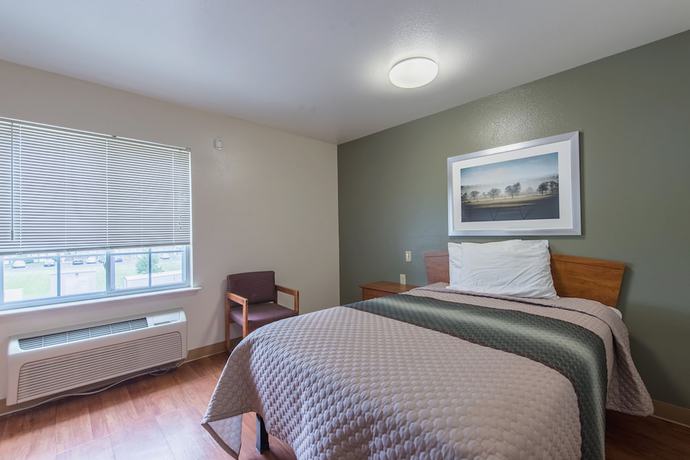 Imagen de la habitación del Hotel HomeTowne Studios by Red Roof Columbus. Foto 7