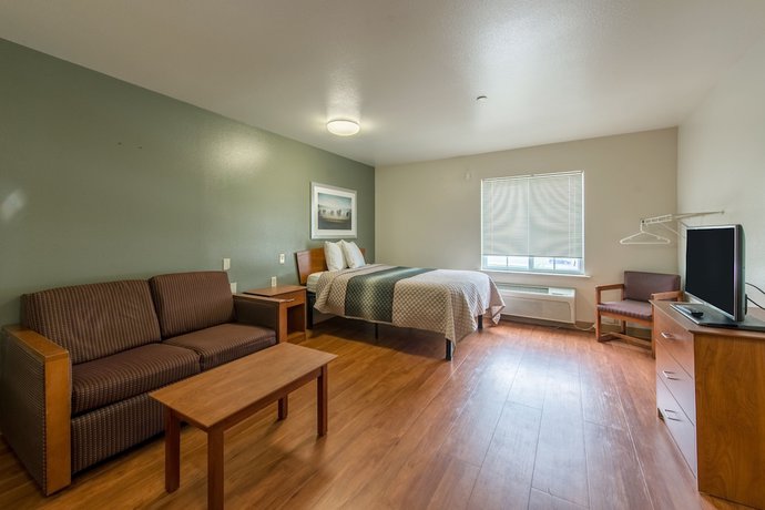 Imagen de la habitación del Hotel HomeTowne Studios by Red Roof Columbus. Foto 9