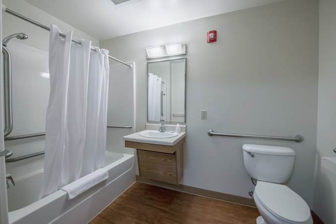 Imagen de la habitación del Hotel HomeTowne Studios by Red Roof Columbus. Foto 11