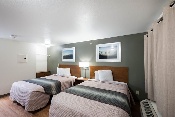 Imagen de la habitación del Hotel HomeTowne Studios by Red Roof Dallas - Irving. Foto 12