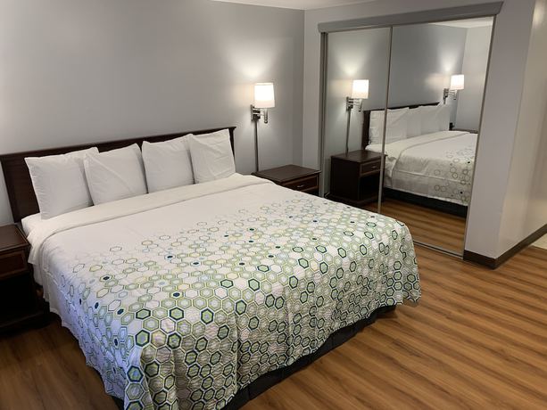 Imagen de la habitación del Hotel HomeTowne Studios by Red Roof Denver, PA. Foto 16