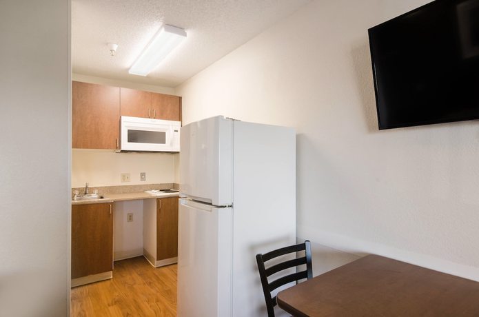 Imagen de la habitación del Hotel HomeTowne Studios by Red Roof Denver - Thornton. Foto 13