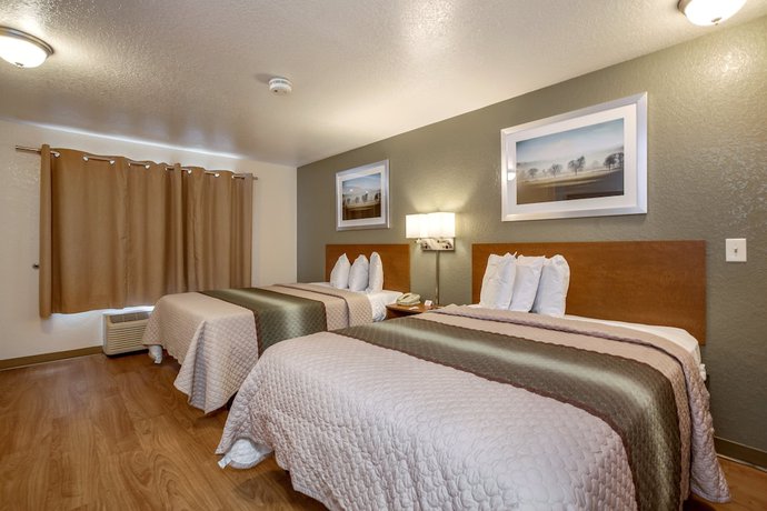 Imagen de la habitación del Hotel HomeTowne Studios by Red Roof Philadelphia - Maple Shade, NJ. Foto 7