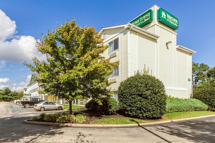 Imagen general del Hotel HomeTowne Studios by Red Roof Philadelphia - Maple Shade, NJ. Foto 4