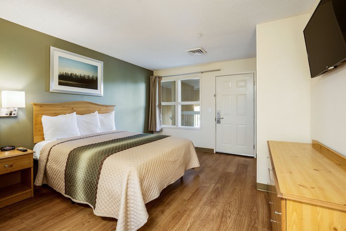 Imagen de la habitación del Hotel HomeTowne Studios by Red Roof Salt Lake City - Mid Valley. Foto 11