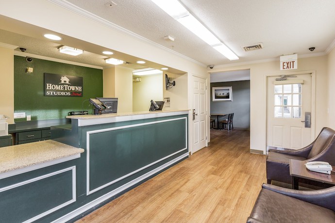 Imagen de los interiores del Hotel HomeTowne Studios by Red Roof Salt Lake City - Mid Valley. Foto 20