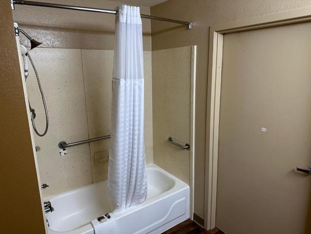 Imagen general del Hotel HomeTowne Studios by Red Roof Southfield. Foto 4