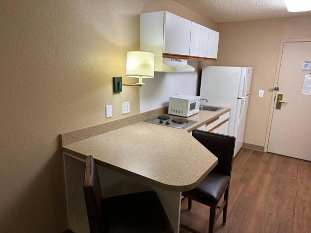 Imagen general del Hotel HomeTowne Studios by Red Roof Southfield. Foto 5