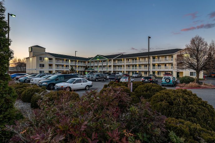 Imagen general del Hotel HomeTowne Studios by Red Roof Spokane - Valley. Foto 4