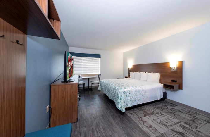 Imagen de la habitación del Hotel HomeTowne Studios by Red Roof Wilmington - New Castle. Foto 6