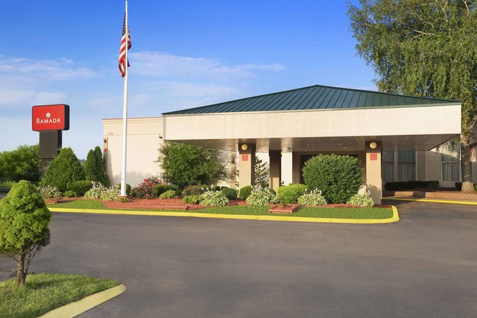 Imagen general del Hotel HomeTowne Studios by Red Roof and Conference Center Cortland. Foto 2
