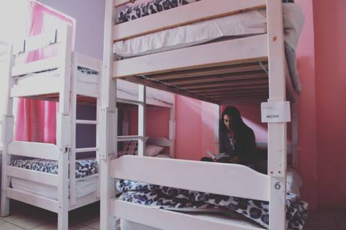 Imagen de la habitación del Hotel Homebase Melville Backpackers. Foto 1