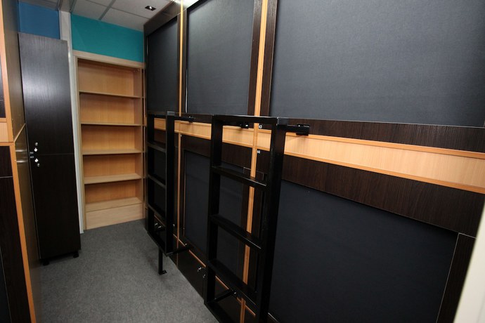 Imagen de la habitación del Hotel Homebox Capsule. Foto 7