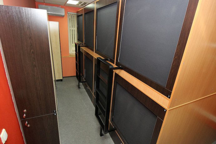 Imagen de la habitación del Hotel Homebox Capsule. Foto 12