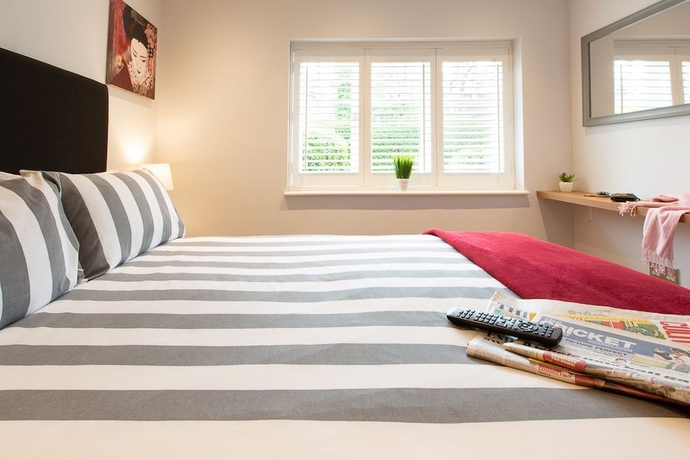 Imagen de la habitación del Hotel HomefromHolme Alban House. Foto 15