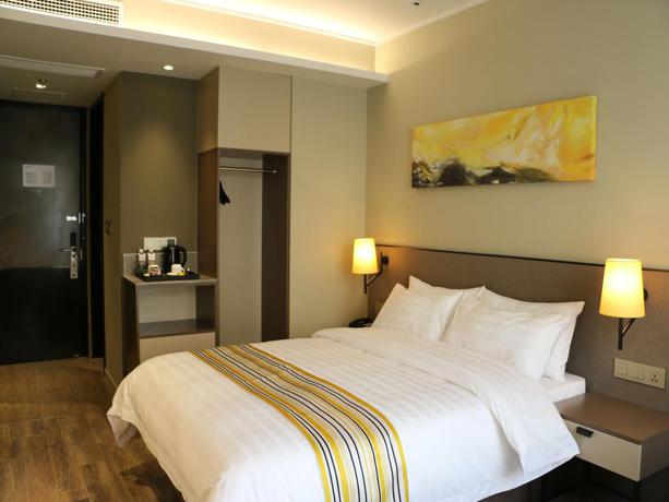 Imagen general del Hotel Homeinn Plus Shanghai People Square East Jinling Road. Foto 4