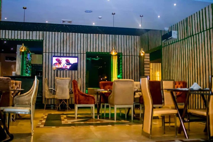 Imagen del bar/restaurante del Hotel Homelands. Foto 4