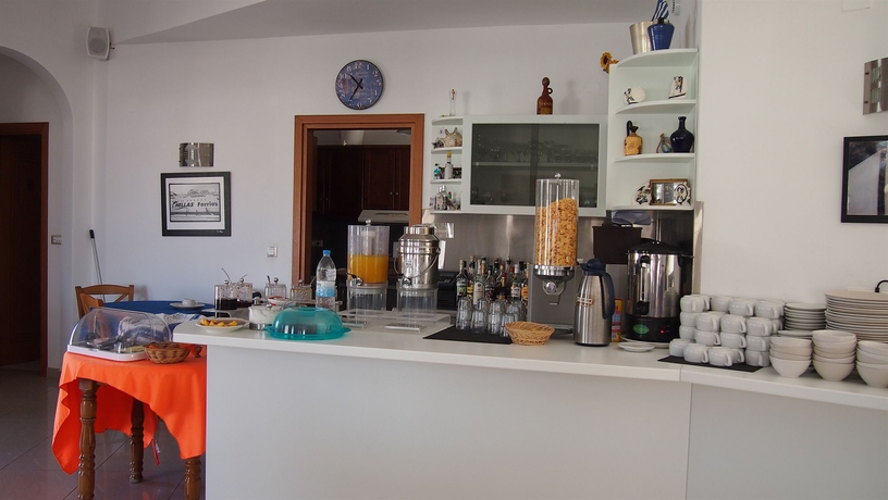 Imagen del bar/restaurante del Hotel Homer's Inn. Foto 6