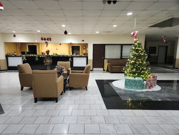 Imagen de los interiores del Hotel Homestay Inn and suites. Foto 5